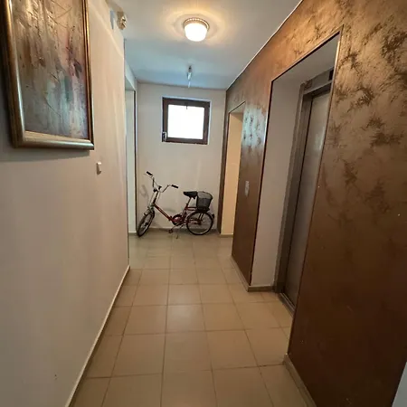 Amadeus1 - 37b Large Διαμέρισμα *